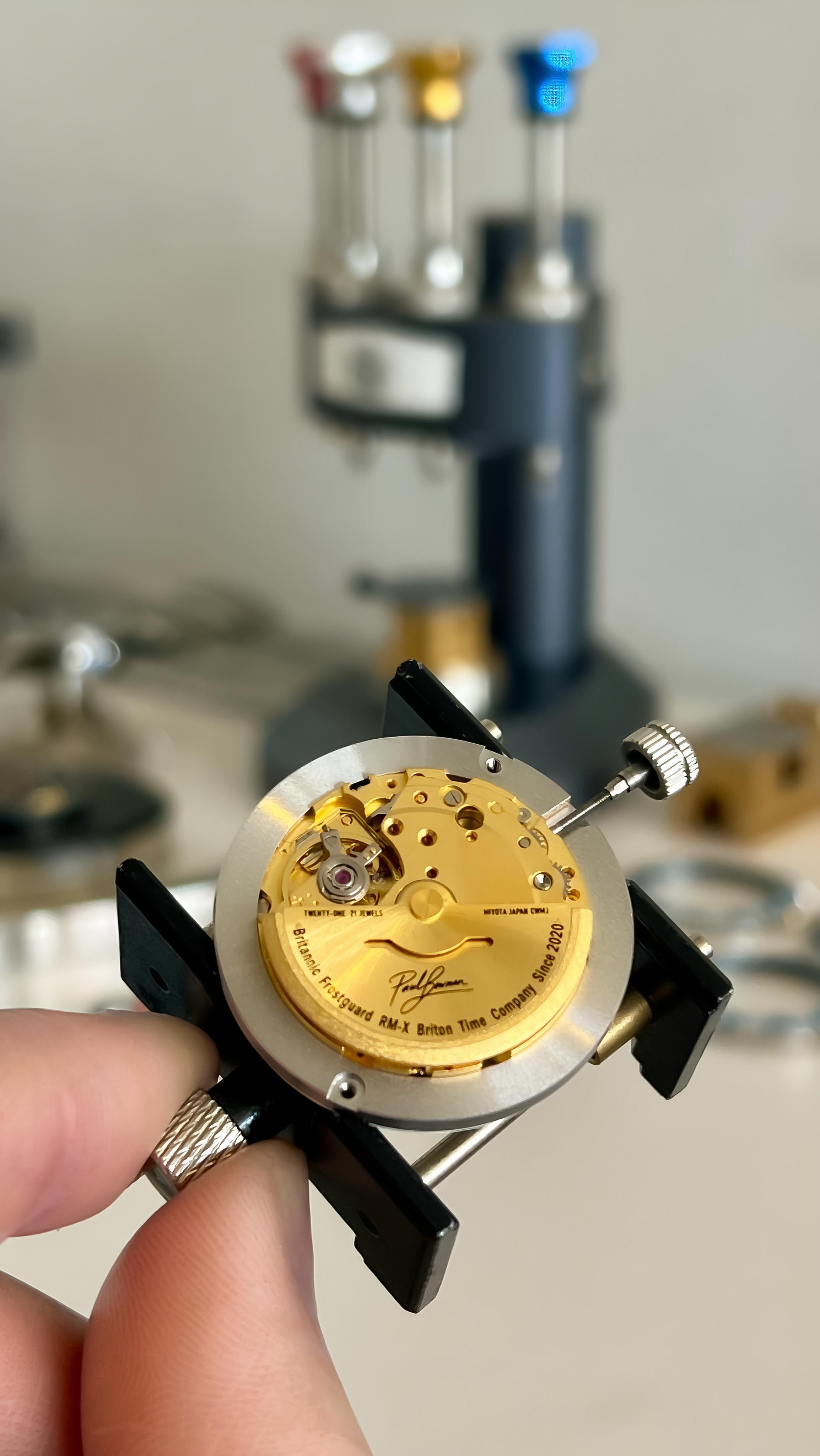 Royal’s Reserve Automatic 40 mm Gold Infusion Champagne Dial