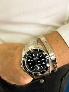 Paul Bowman London HMS~ONE/B.2.